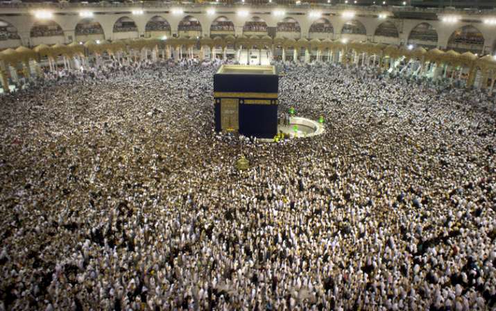 Pilgrims at the Grand Mosque in Mecca during the holy month