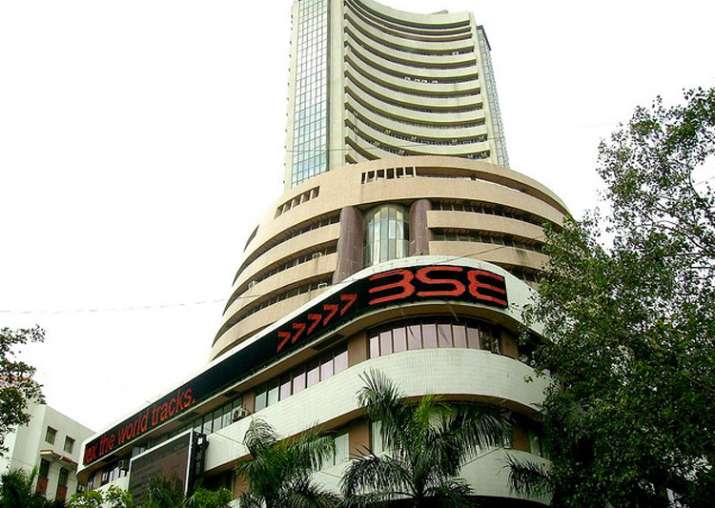 Sensex closes at 31,309, Nifty at 9,675