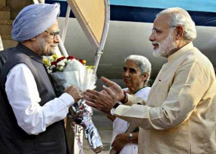 File pic. Former PM Manmohan Singh with his successor