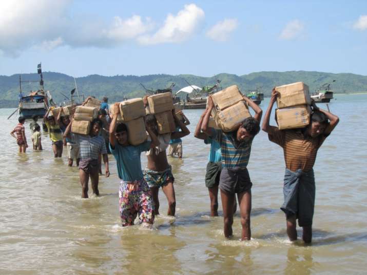 87,000 Rohingya Muslim migrants arrive in Bangaldesh from