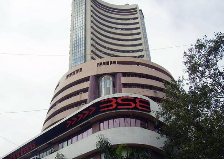 Markets@Moneycontrol: Markets could slip another 3-4% but accumulate on decline Markets@Moneycontrol: Markets could slip another 3-4% but accumulate on decline