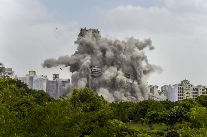 Finally Noida Twin Tower Demolished In Seconds Leaving Behind