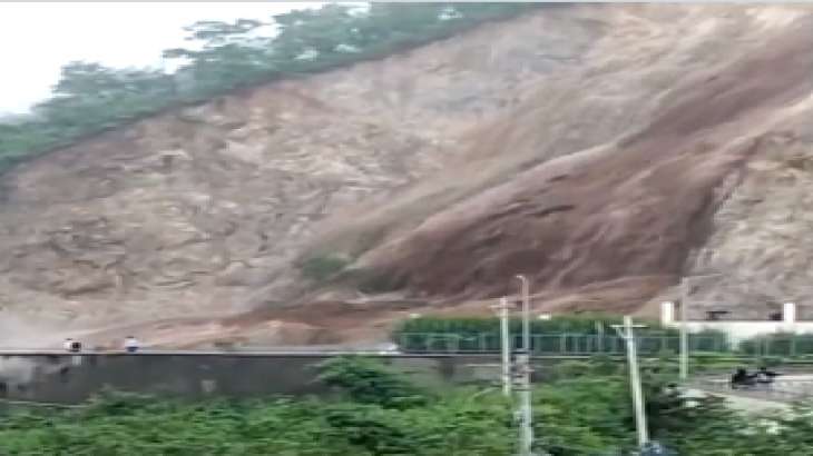 Himachal Pradesh National Highway Blocked Landslide Bilaspur Video