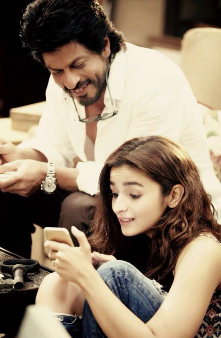 India Tv - Alia and SRK India Tv - Alia and SRK
