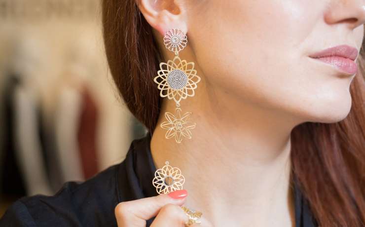 India Tv - interchangeable necklace cum earring India Tv - interchangeable necklace cum earring
