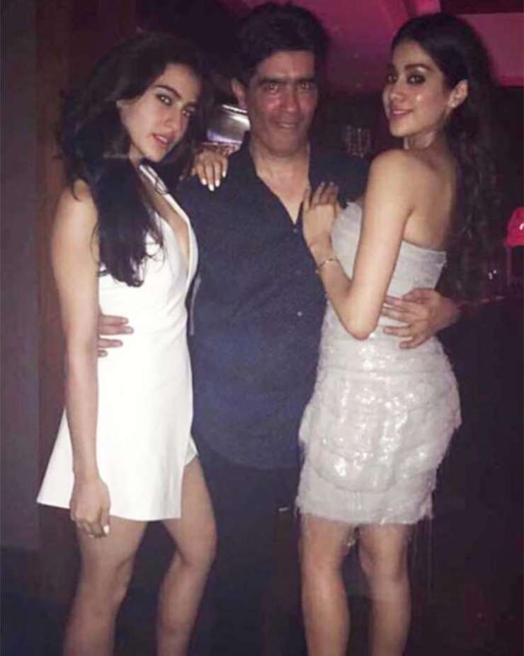 Sara Ali Khan Spotted In Kedarnath For Recce Of Her Debut Film