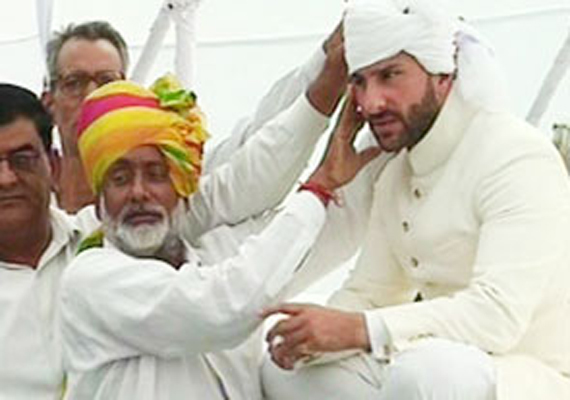 Saif Ali Khan Anointed Th Nawab Of Pataudi Bollywood News India Tv