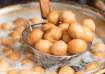 Gud Gulgule recipe