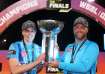 Tahlia McGrath and Luke Williams with the WBBL 2022 trophy