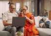 How can senior citizens submit Jeevan Pramaan certificate online