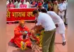 Pappu Yadav staged a protest outside the Parliament.