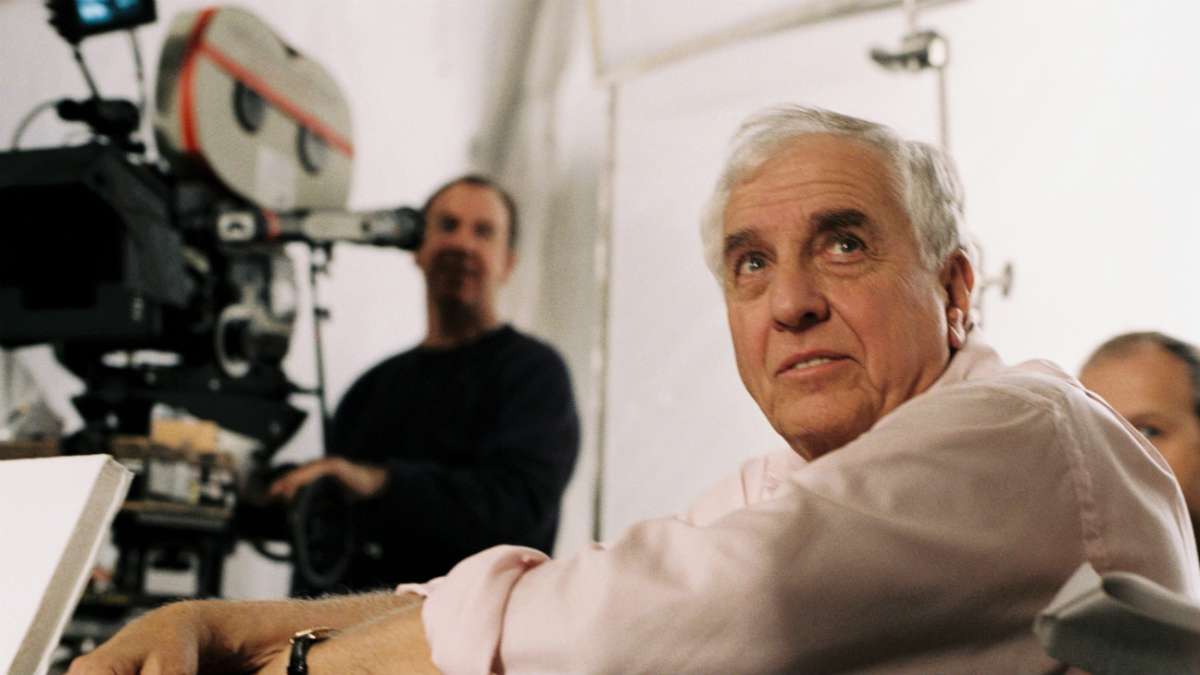 Pretty Woman Director Garry Marshall Dies At 81 Hollywood Mourns India Tv