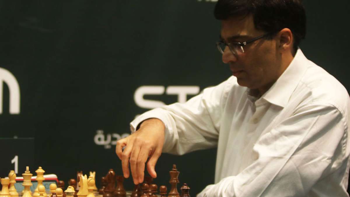 Viswanathan Anand shocked by Fabiano Caruana