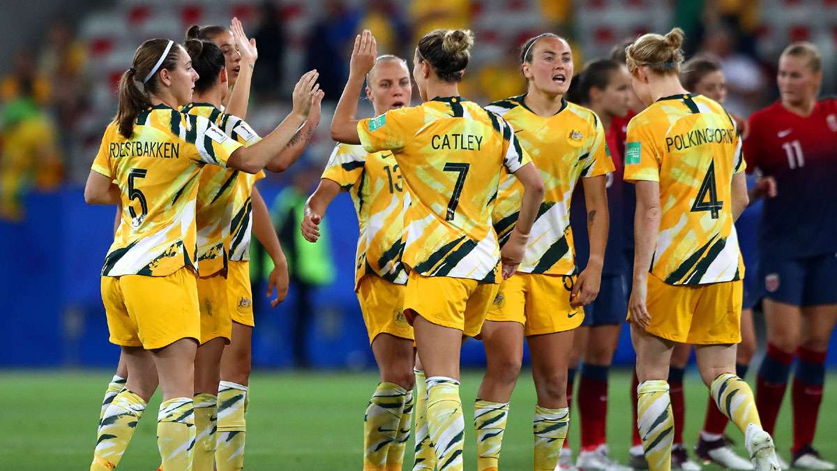 Australia S Women Footballers Get Pay Parity With Men India Tv