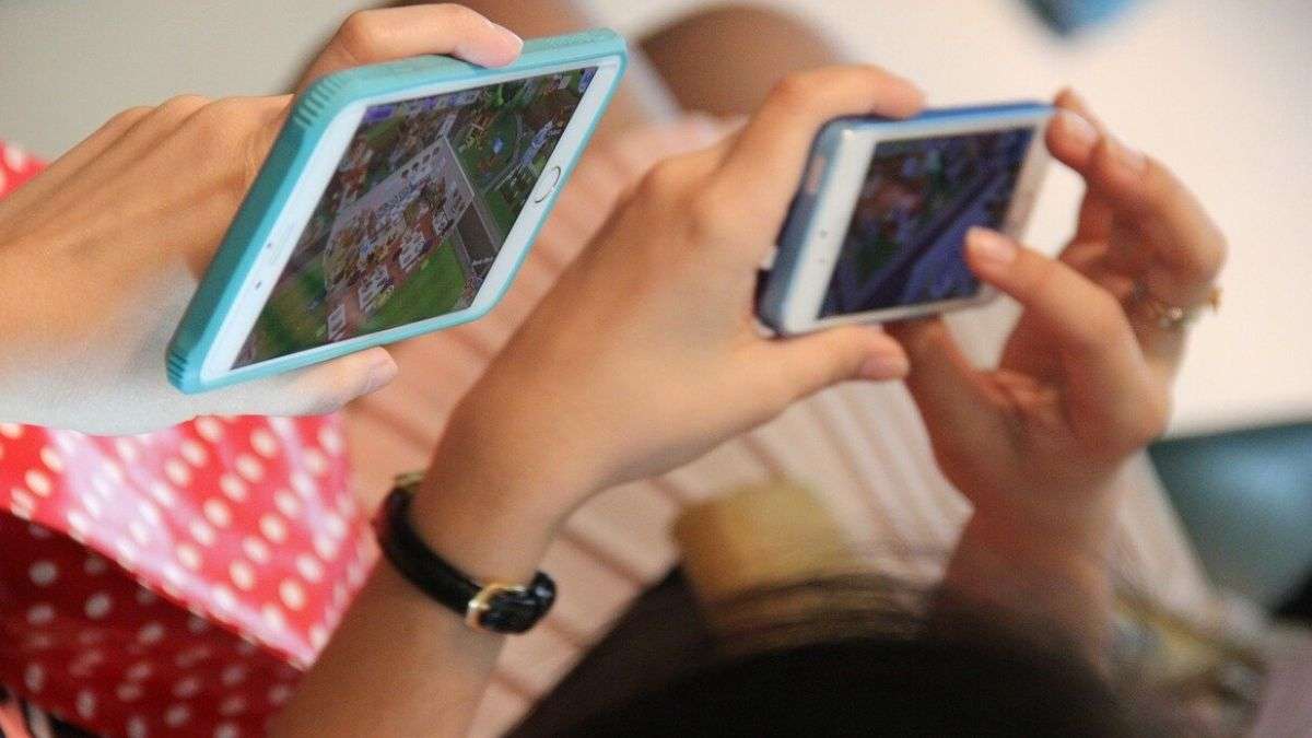 6 games to play with friends during lockdown on WhatsApp - Times of India