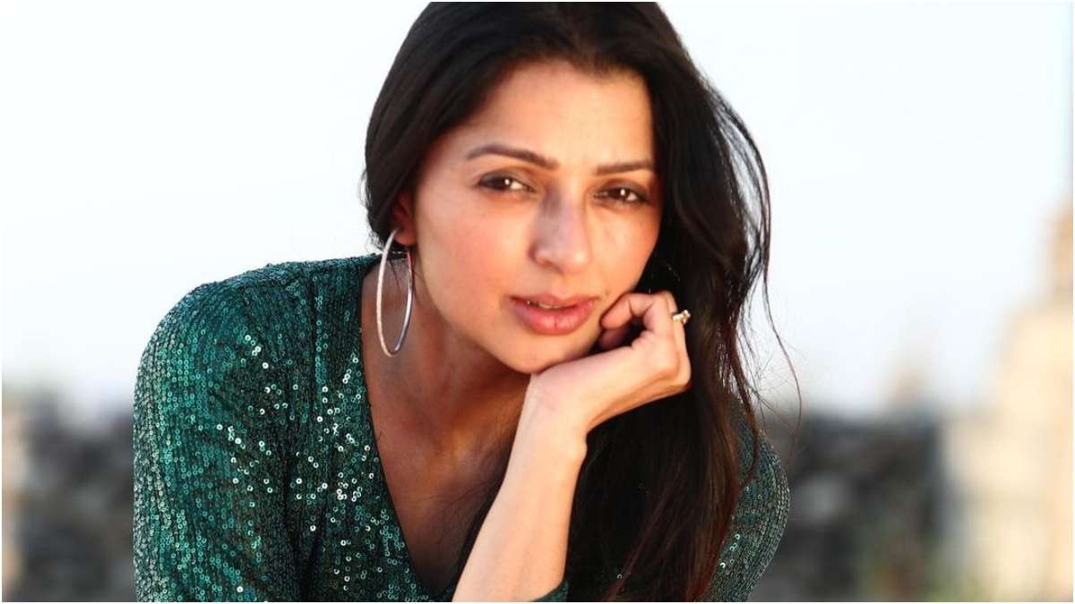 Bhumika Chawla Photo Gallery Best Pictures of South Beauty