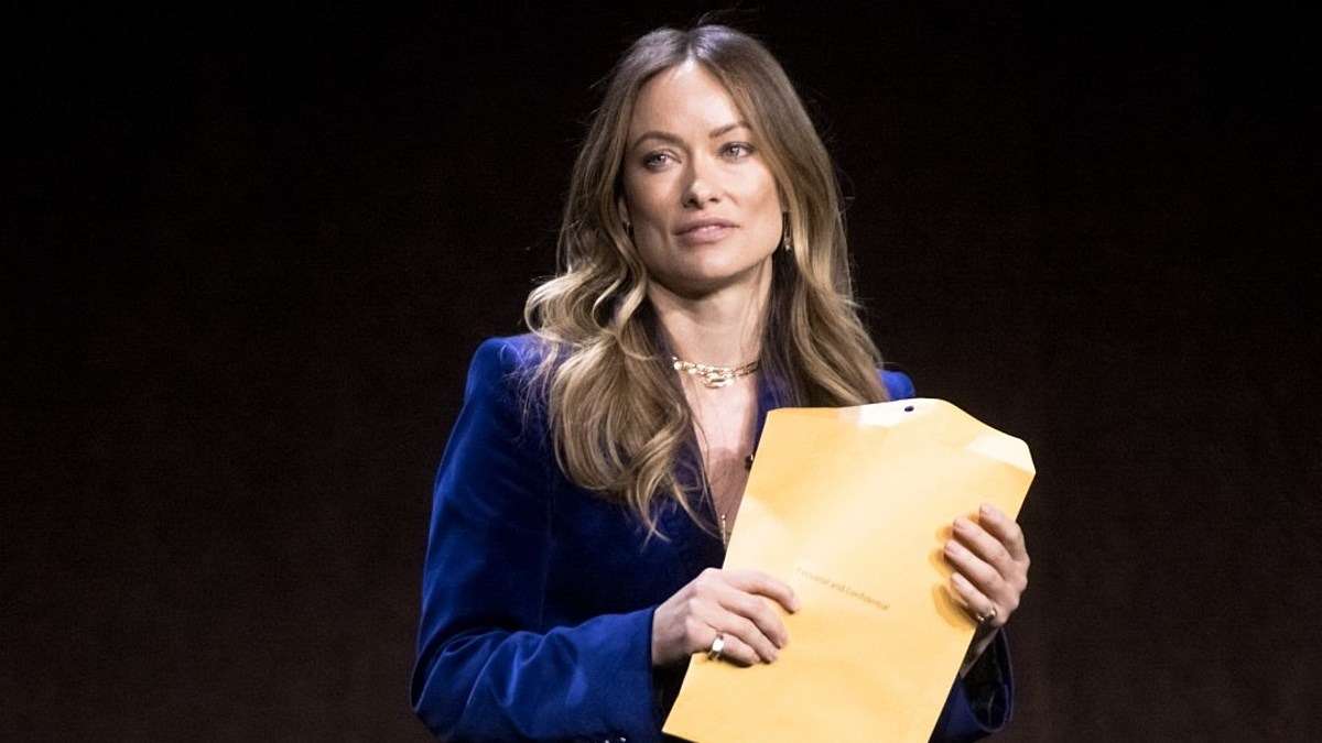 Olivia Wilde served legal custody papers from ex Jason Sudeikis live on ...