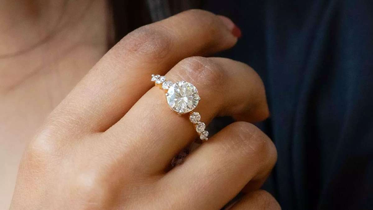 Lab-made diamonds grow on buyers this Dhanteras-Diwali - The Economic Times