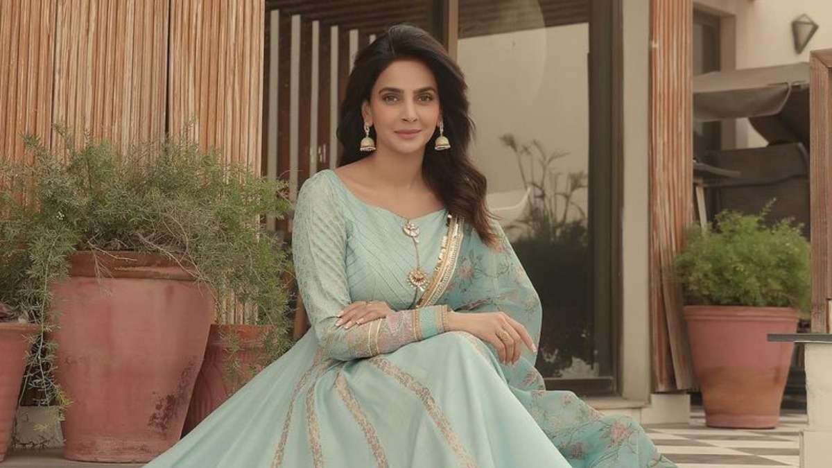 Pakistan court acquits 'Hindi Medium' actress Saba Qamar of desecration ...