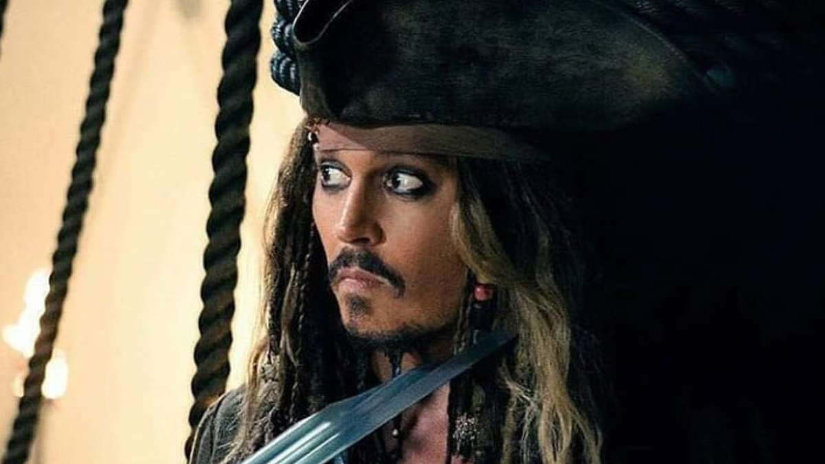 Johnny Depp offered Rs 2,355 crore by Disney to return as Jack Sparrow ...