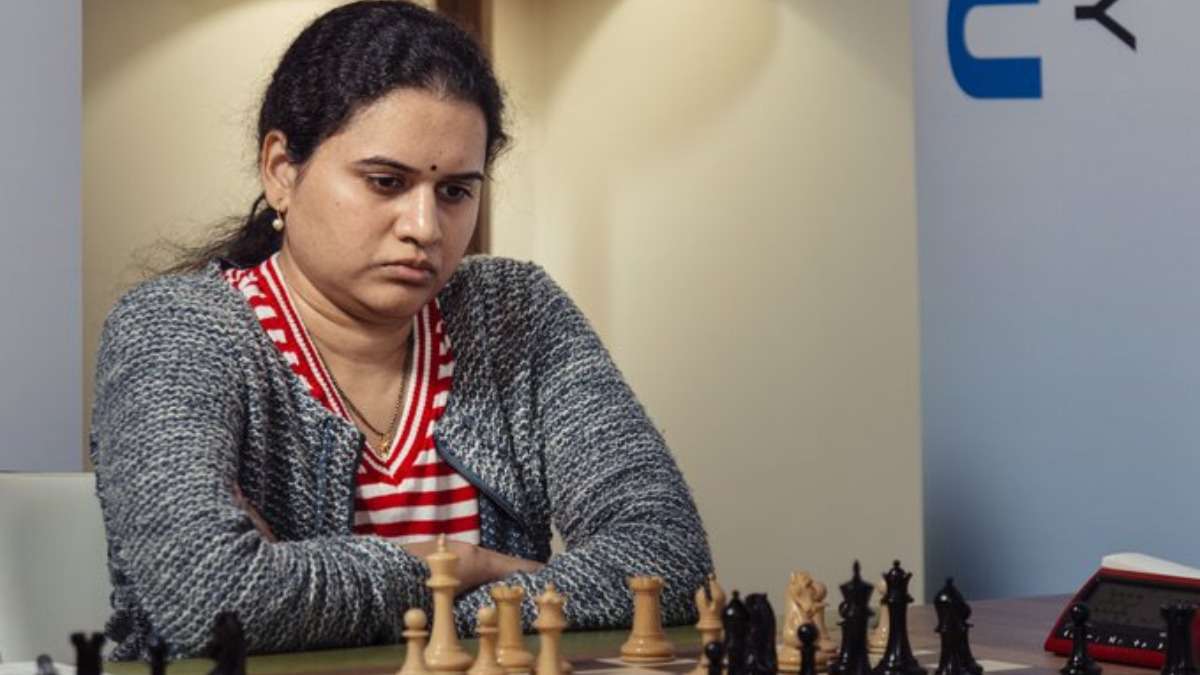 Koneru Humpy wins silver at World Blitz Championship