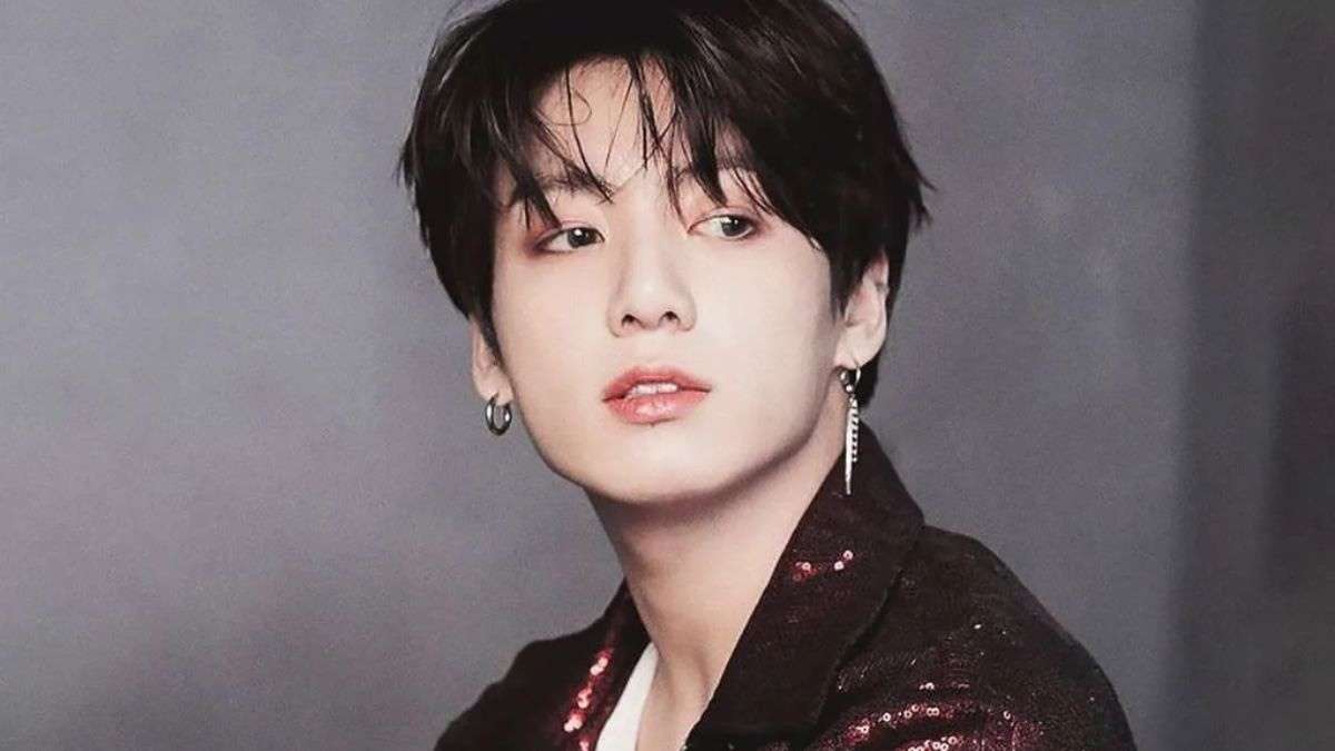 BTS' Jungkook becomes the first K-pop soloist to debut in the Top