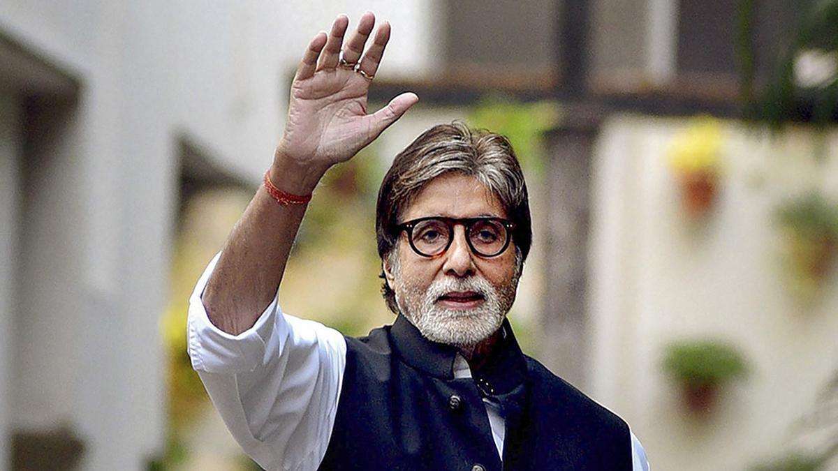 Amitabh Bachchan gets WARNING