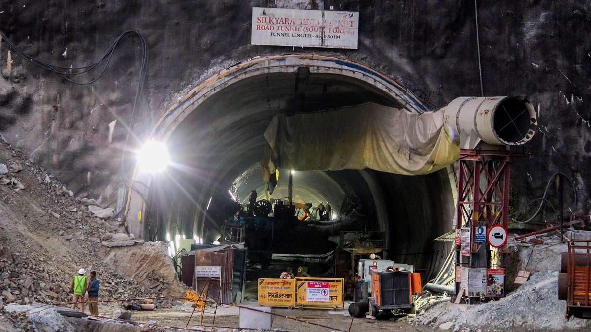 Uttarkashi Tunnel Collapse Iaf C17 To Fly Machine From Indore To Speed