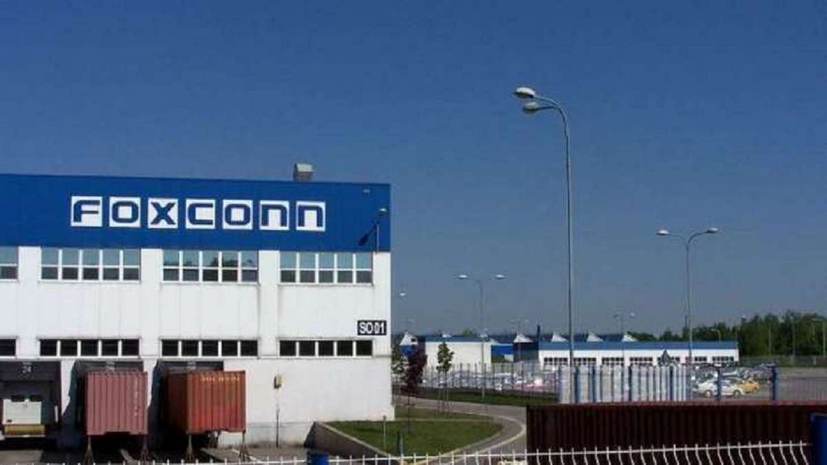 Foxconn, Apple India plant 
