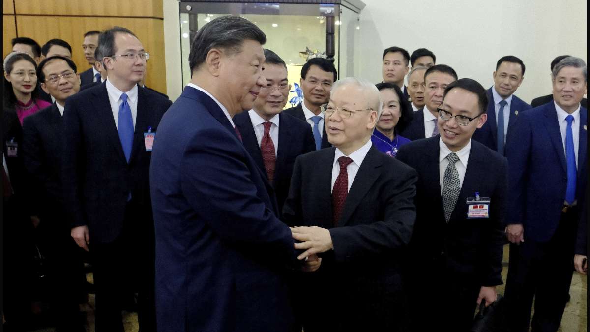 Chinese President Xi Jinping with Vietnamese Communist