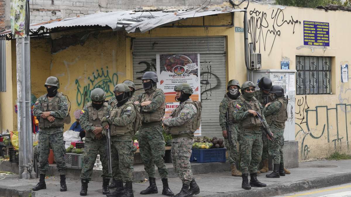 Ecuador security forces
