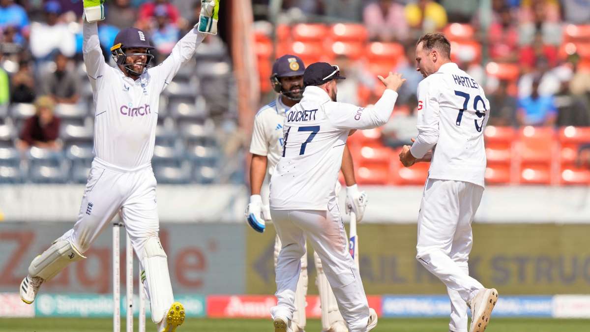 England beat India by 28 runs as the hosts collapsed to 202