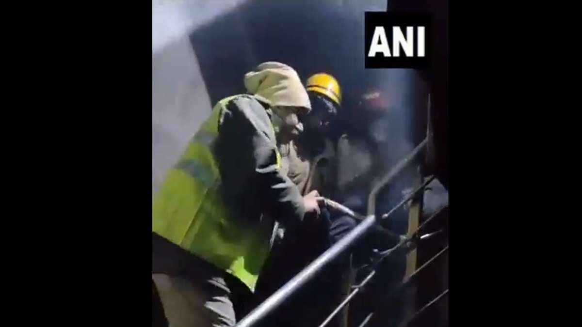 Major fire incident in Pitampura