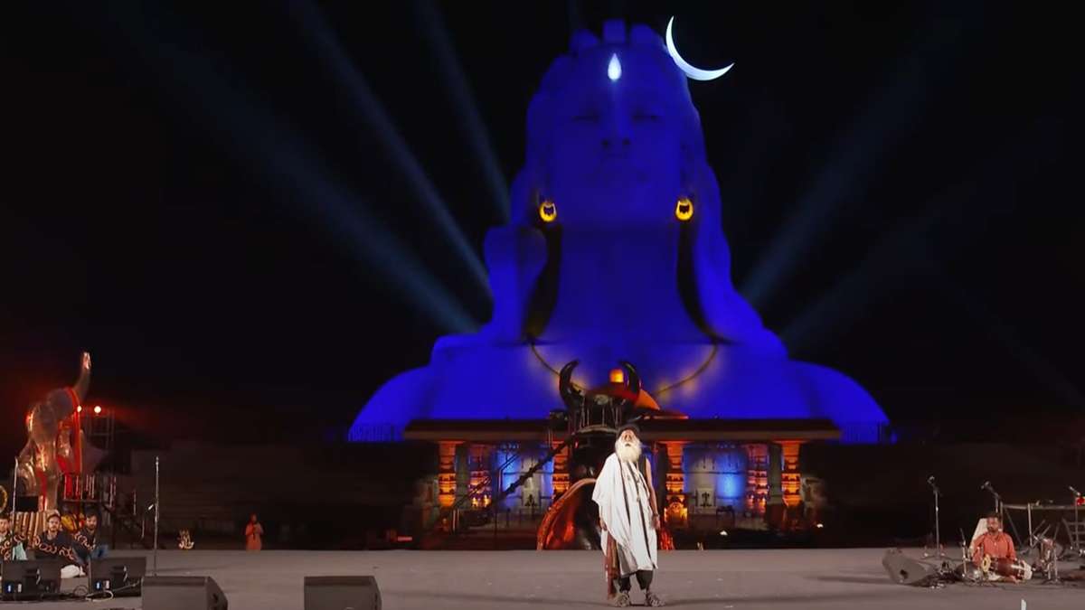 Sadhguru consecrates 54-feet Mahashula, 21-feet Nandi