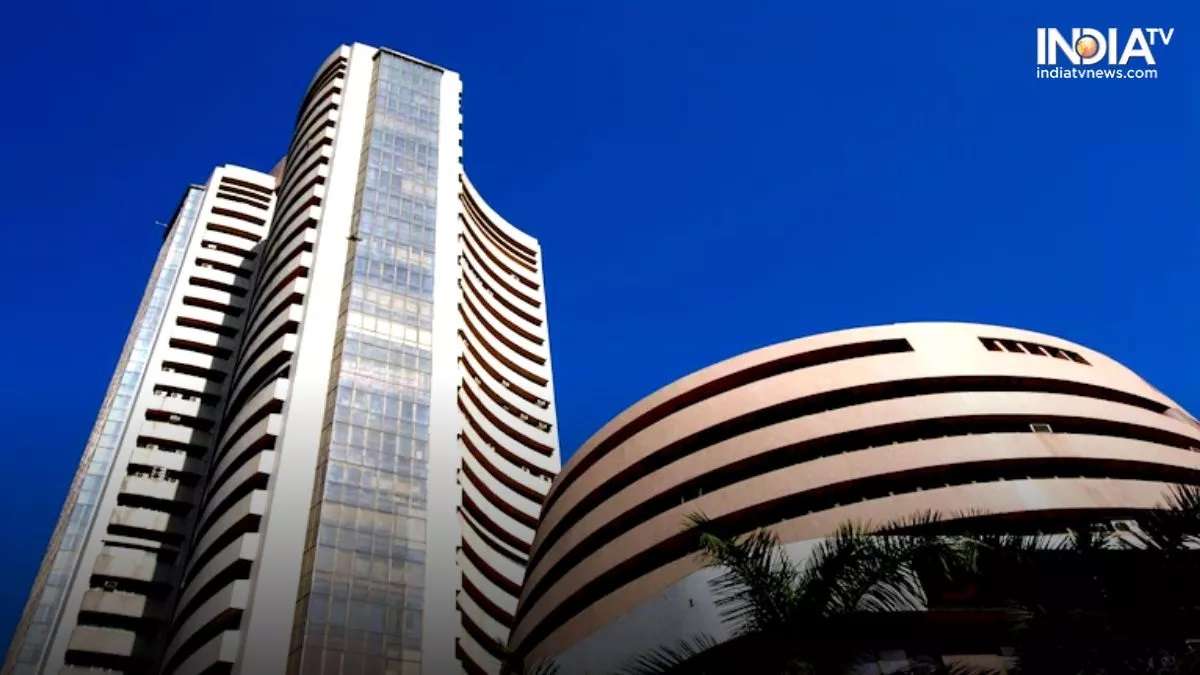 Stock markets: Sensex slides 207 points, Nifty below 22000 points on first day of new year