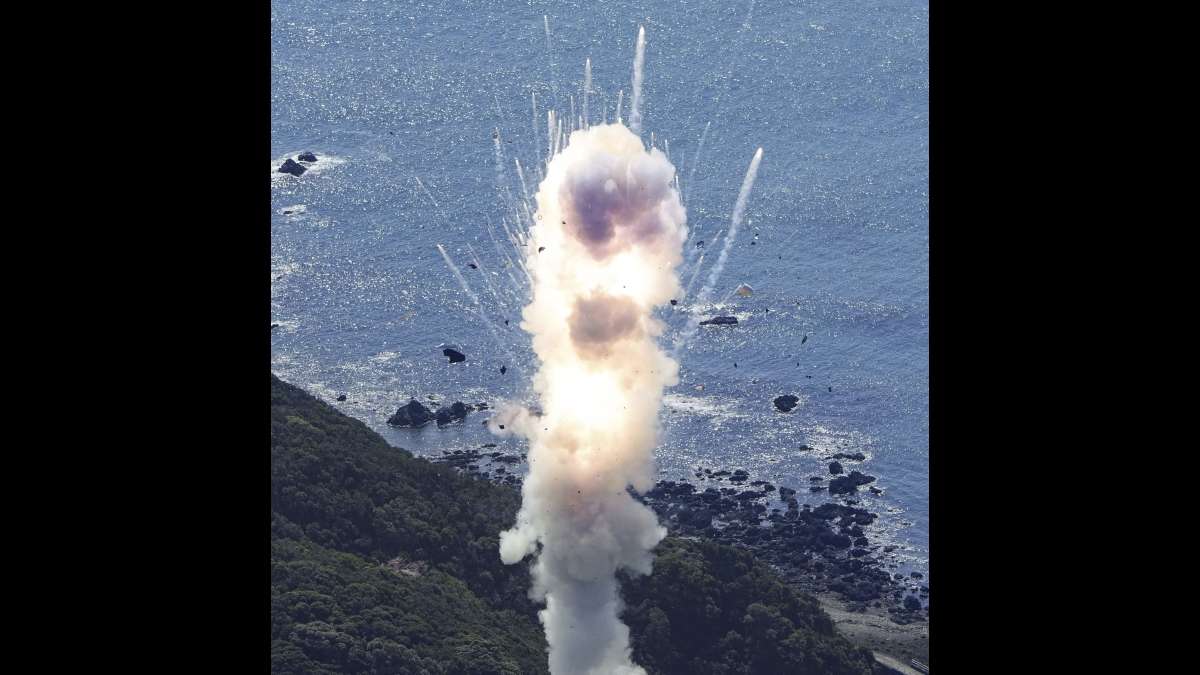 Japan, private sector rocket, explosion