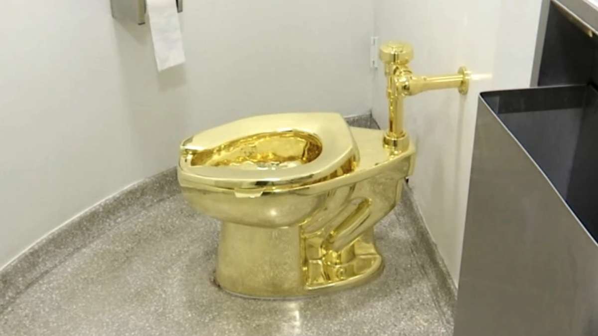 UK, golden toilet stolen, Blenheim Palace