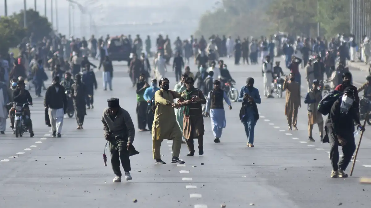 Supporters of imprisoned former premier Imran Khan's Pakistan Tehreek-e-Insaf party marched towards 