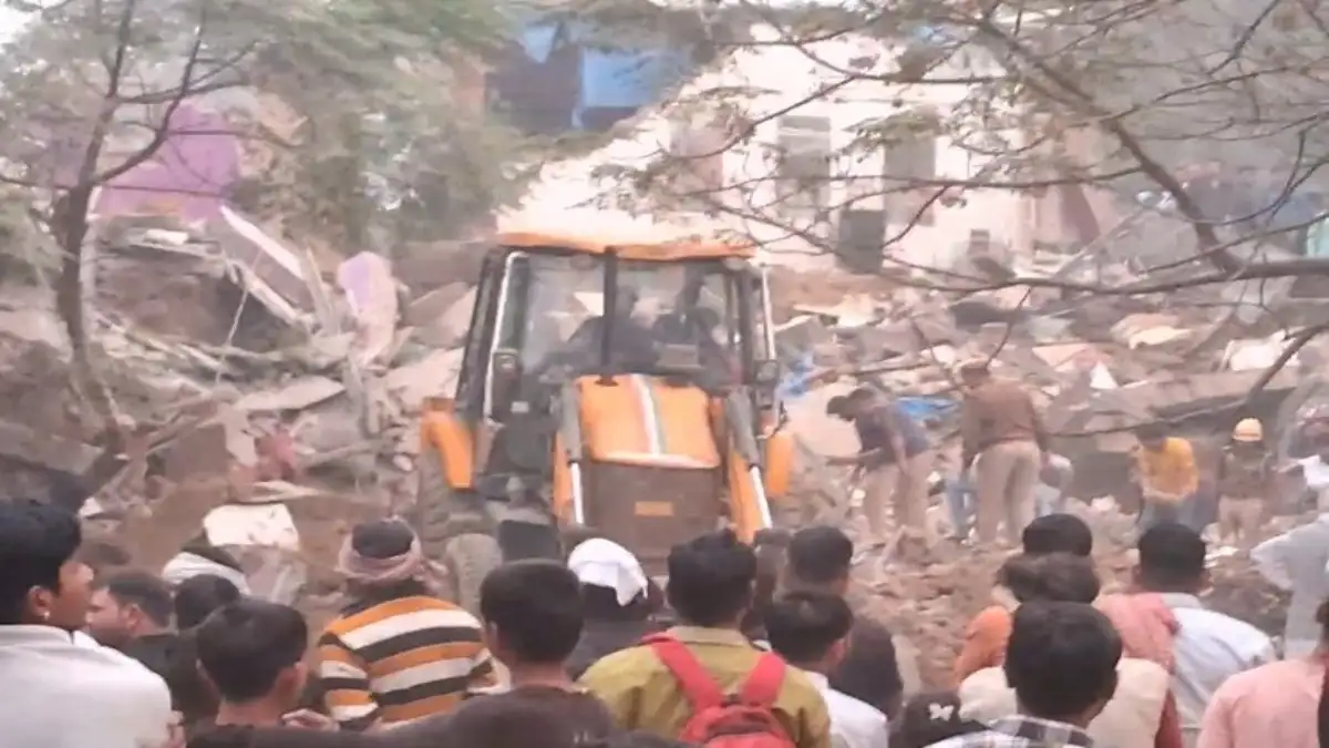 Building collapses in Noida's Bahlolpur village