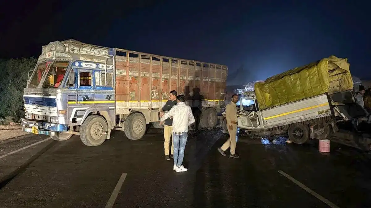 Four women died after a head-on collision between a truck and a pickup truck