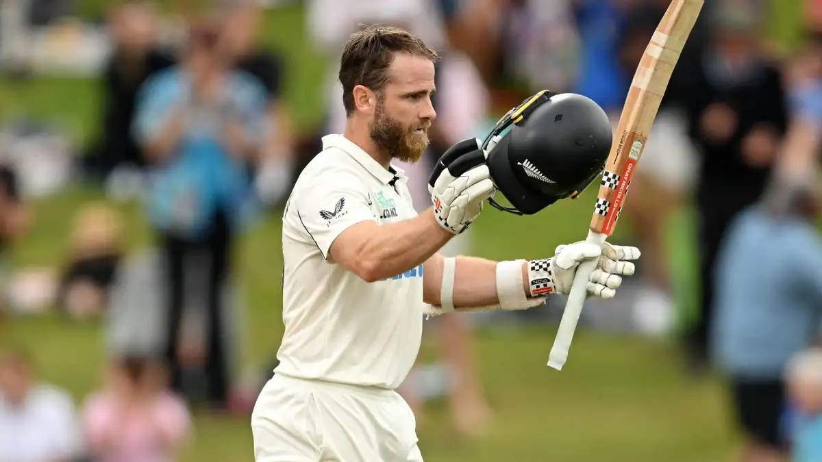 Kane Williamson smashed his 33rd Test century as New