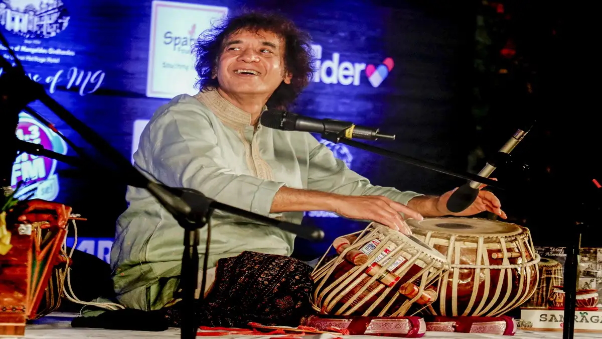 Zakir Hussain dies, Tabla maestro Zakir Hussain dead, Zakir Hussain dies after diagnosed with heart