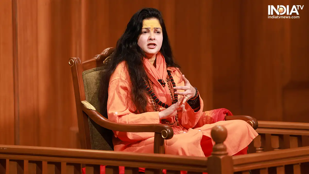 Mamta Kulkarni in Aap Ki Adalat