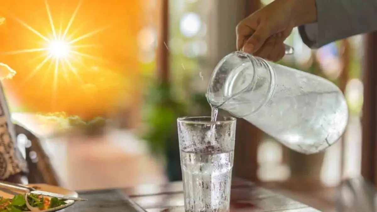 Drinking ice water in summer can cause these 5 health problems; know side  effects | Drinking News – India TV