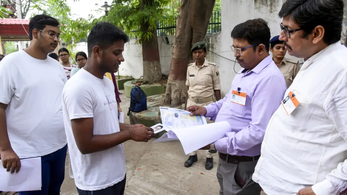 NEET UG 2026 paper leak: CBI takes over probe, NTA officials to be  questioned; masterminds nabbed | Education News – India TV