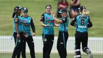 Lucy Hamilton bowls record-breaking WBBL spell after skipping school holiday