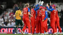Sciver-Brunt, Knight script England&rsquo;s comeback to beat South Africa, book place in T20 WC final