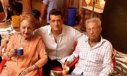 Armaan Kohli with his family