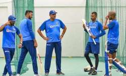 Hardik Pandya and Shikhar Dhawan (both on left) along with