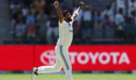 5 Fast bowlers with the most five-wicket hauls in Test cricket for India